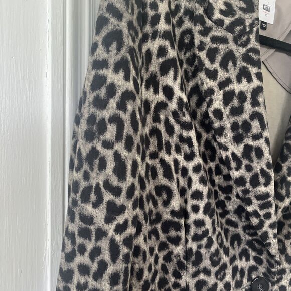 Cabi Women's Jungle Blazer Jacket Sz 10 Leopard Print Preppy Casual City Button - Picture 3 of 11